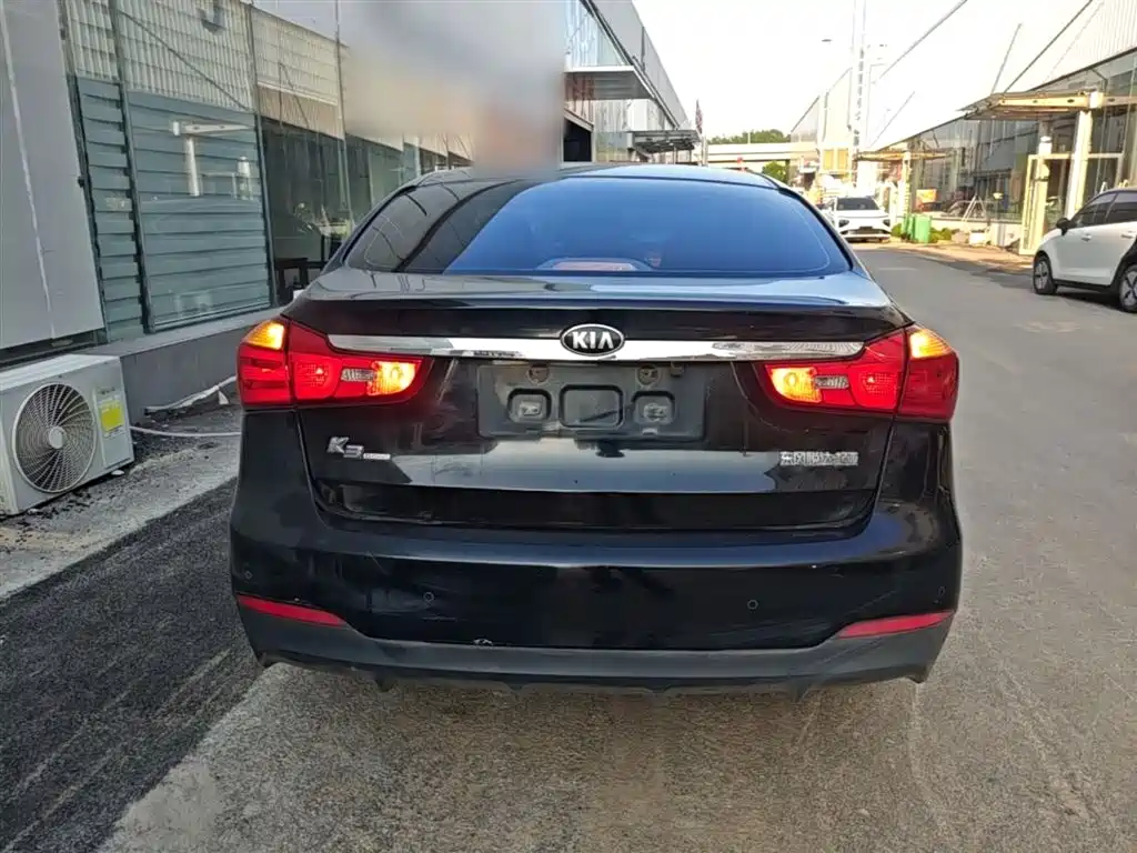 Kia K3 2015 1.6L Automatic GLS фото 6