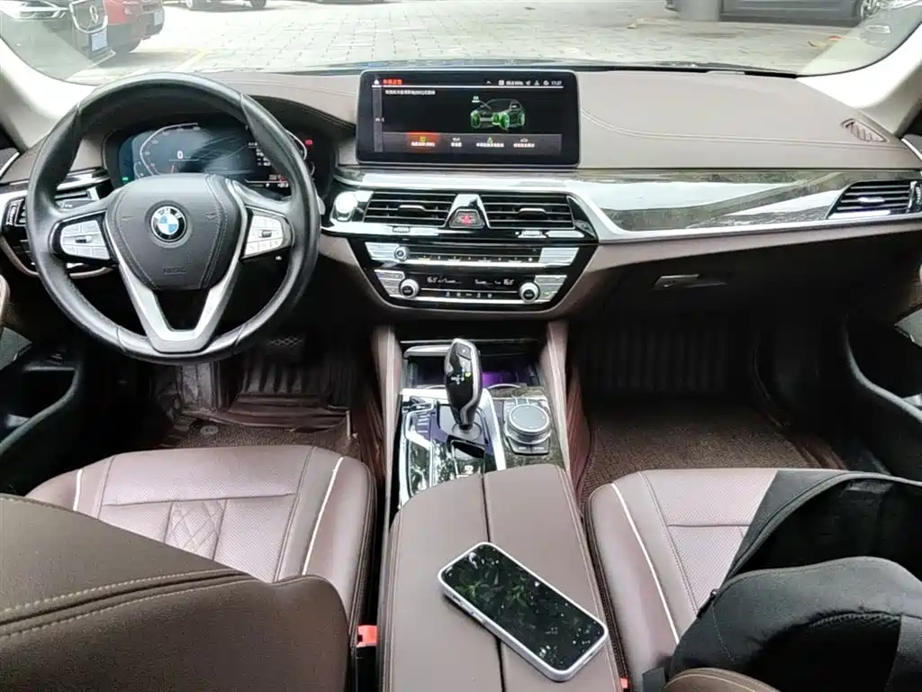 BMW 5-SERIES