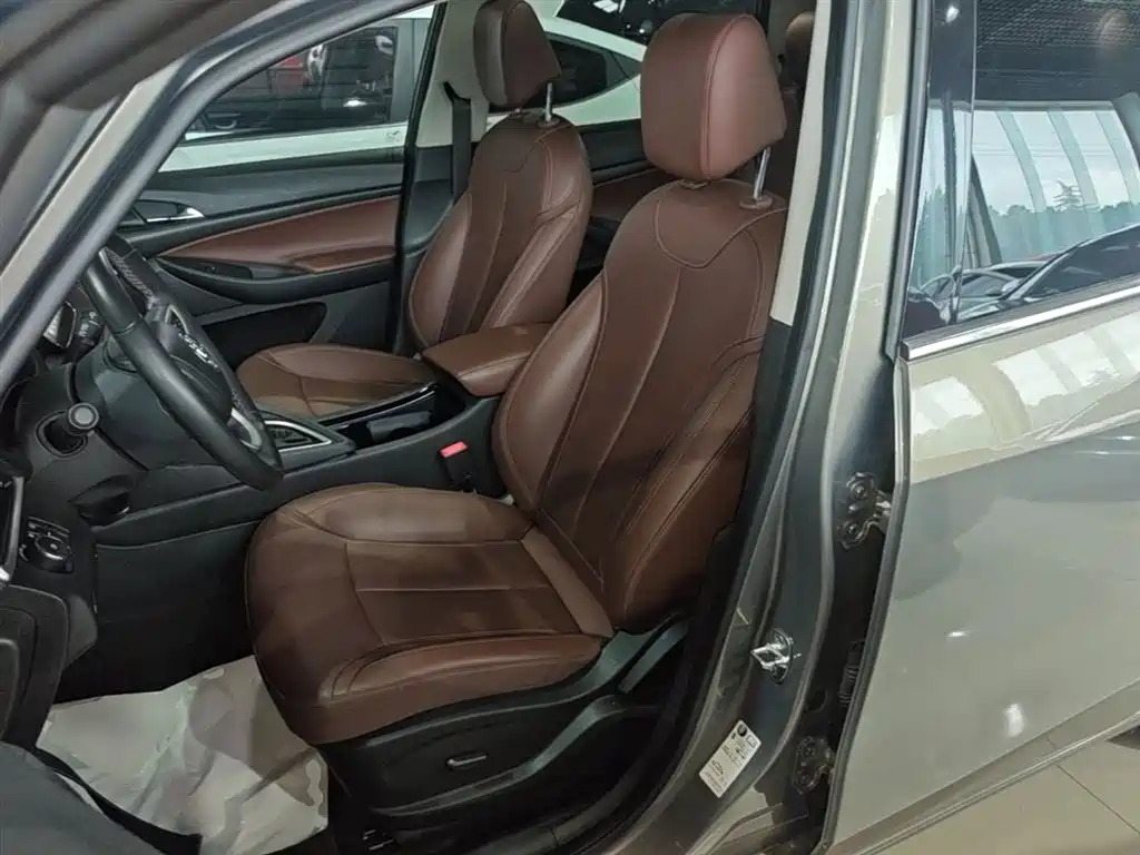 Buick GL6 2019 18T 6-seat Connected Luxury China VI фото 15