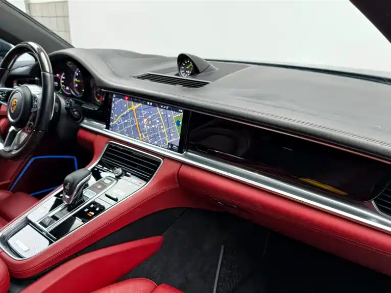 PORSCHE PANAMERA NEW ENERGY