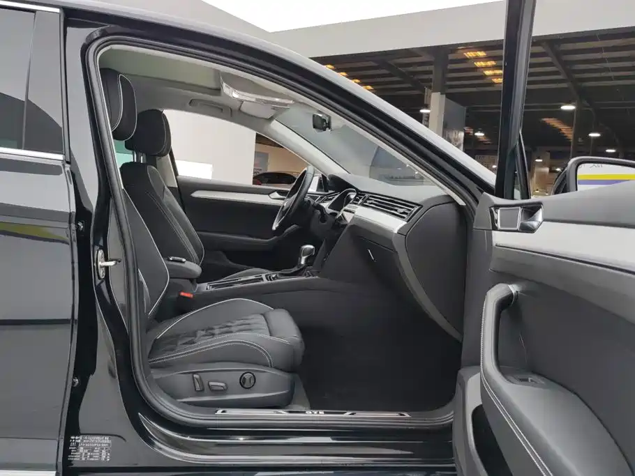 Volkswagen Magotan GTE Plug-in Hybrid 2024 2022 GTE Premium