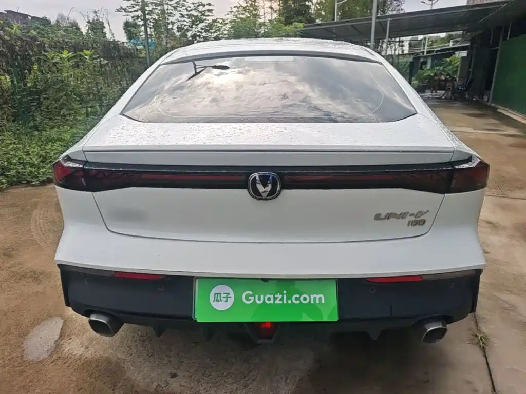 Changan UNI-V iDD 2023 2023 ZhiDian iDD 1.5T 113km Smart Fun Edition