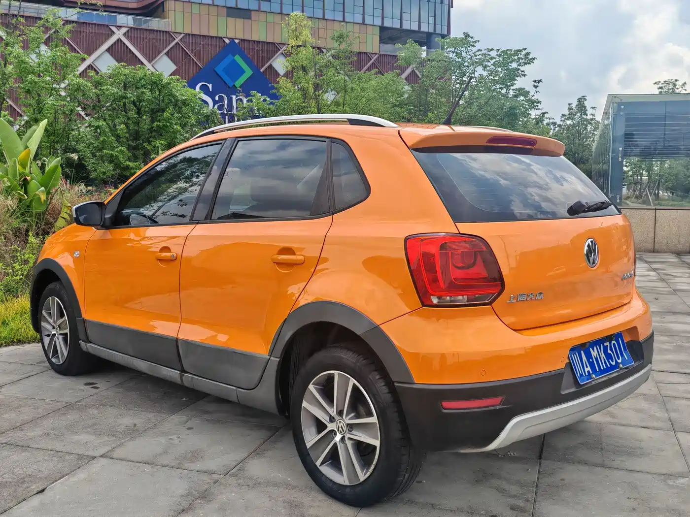 Volkswagen Polo 2012 1.6L Cross Polo AT фото 4