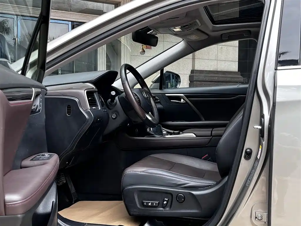 Lexus RX 2016 300 2WD Comfort Edition China V фото 11