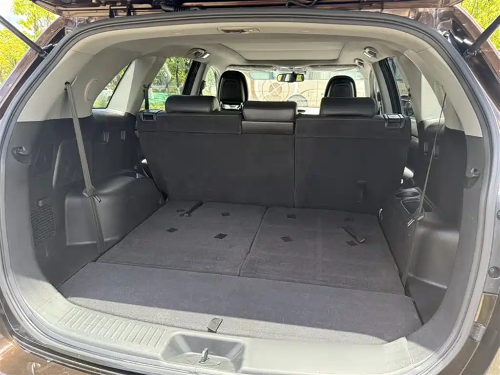 Kia Sorento 2013 2.2T 7-seat Diesel Luxury Edition фото 8