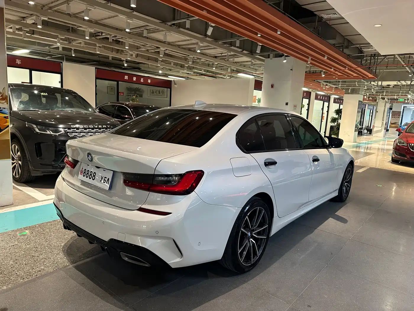 BMW 3 Series 2021 325Li M Sport Package фото 6