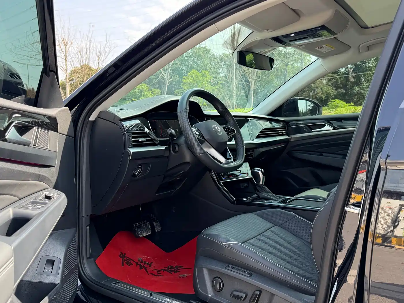 Volkswagen Passat 2024 380TSI Starlight Luxury Edition фото 8