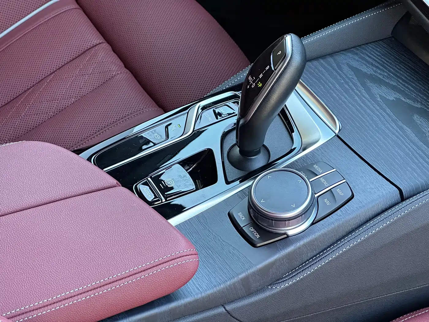 BMW 5 Series 2021 530Li Premium M Sport Package фото 5