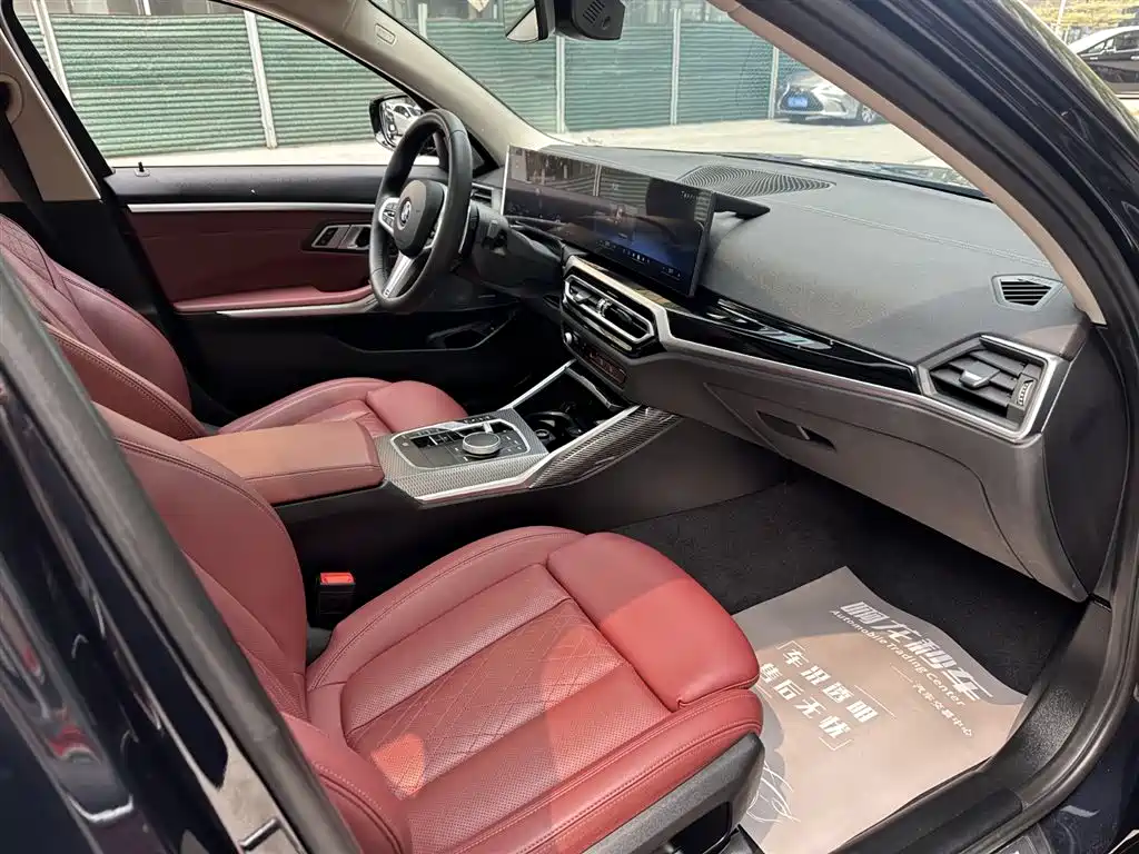 BMW 3 Series 2024 325Li M Sport Shadowline Package фото 13