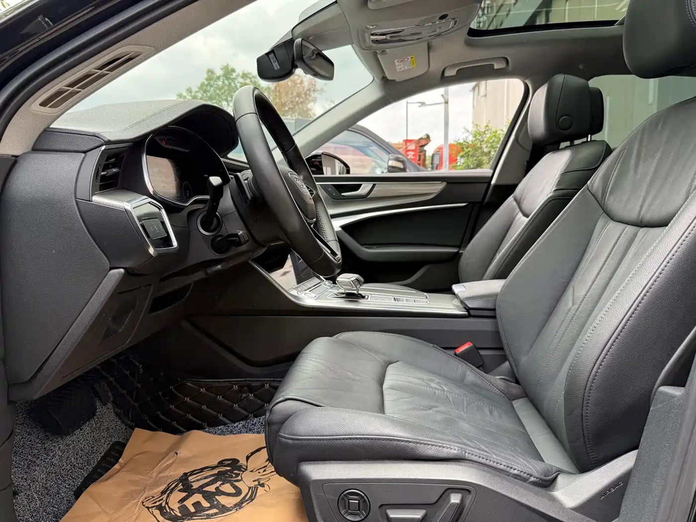 Audi A6L 2020 40 TFSI Luxury Elegance фото 9