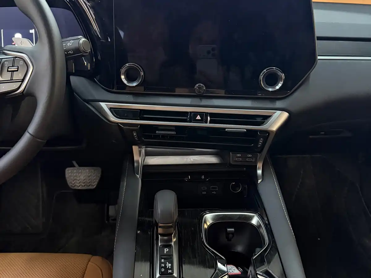 Lexus RX 2026 2026 300 AWD Premium Edition