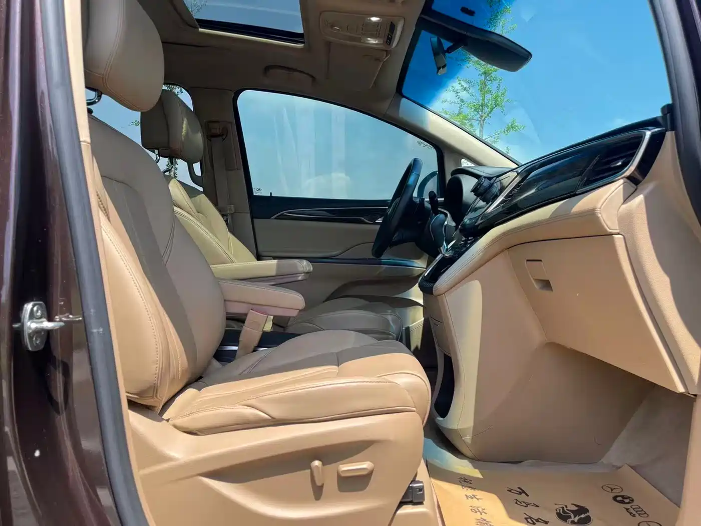 Buick GL8 2018 ES 28T Luxury Type China VI фото 18