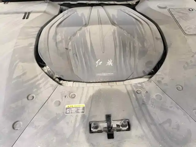 Hongqi H9 2022 2.0T Smart Connect Flag Enjoy Edition — фото 3