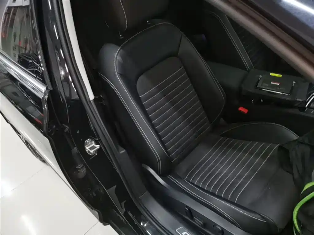 Volkswagen Magotan 2020 330TSI DSG Luxury фото 25