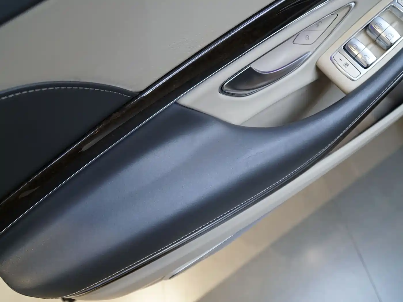 Mercedes-Benz Maybach S-Class 2015 S 600 фото 16