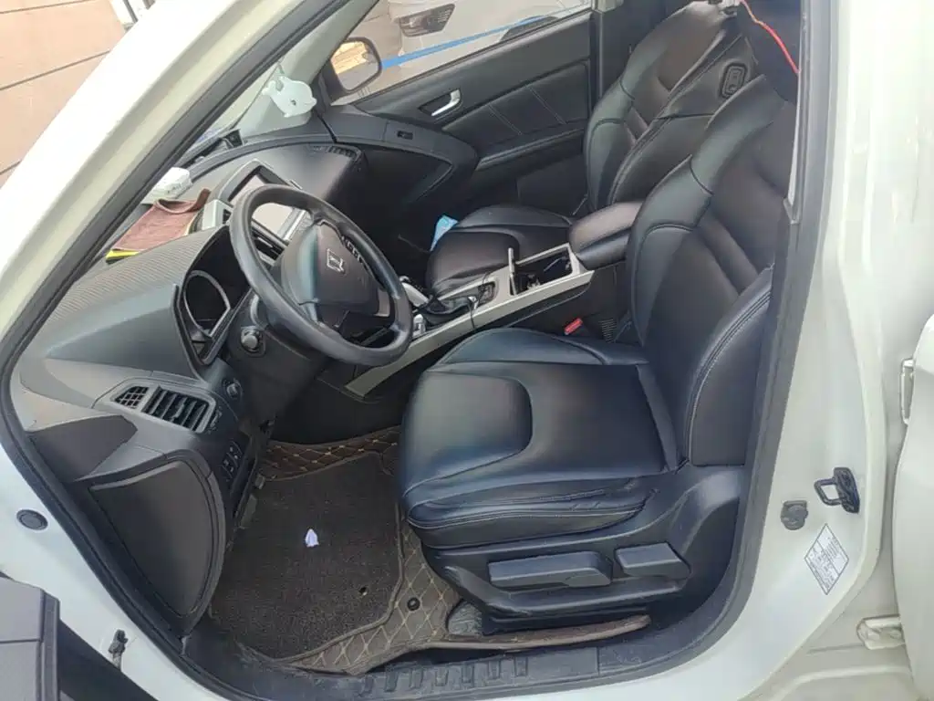 Luxgen U6 SUV 2016 2015 1.8T Innovation Upgrade