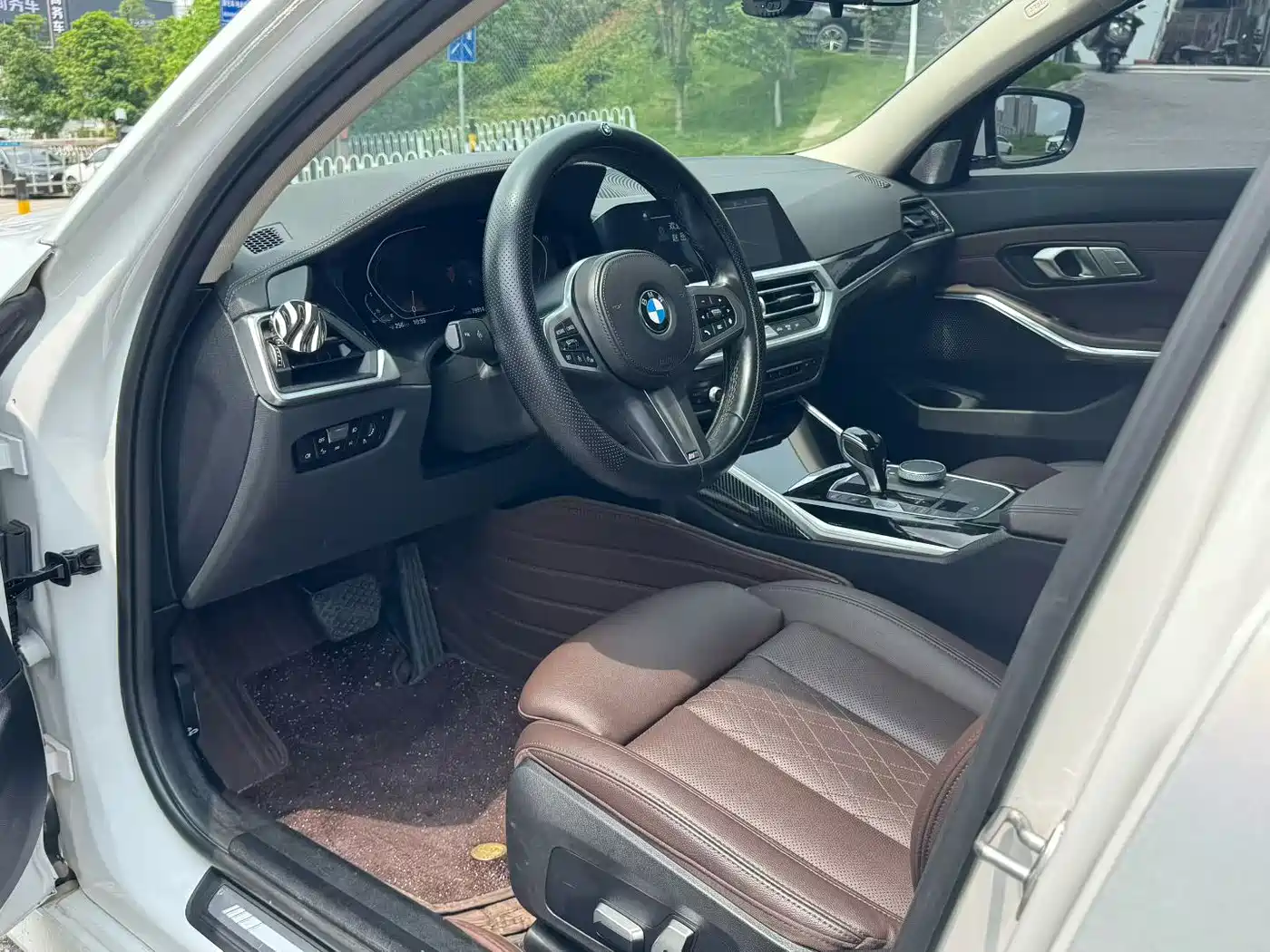 BMW 3 Series 2022 320Li M Sport Package фото 4