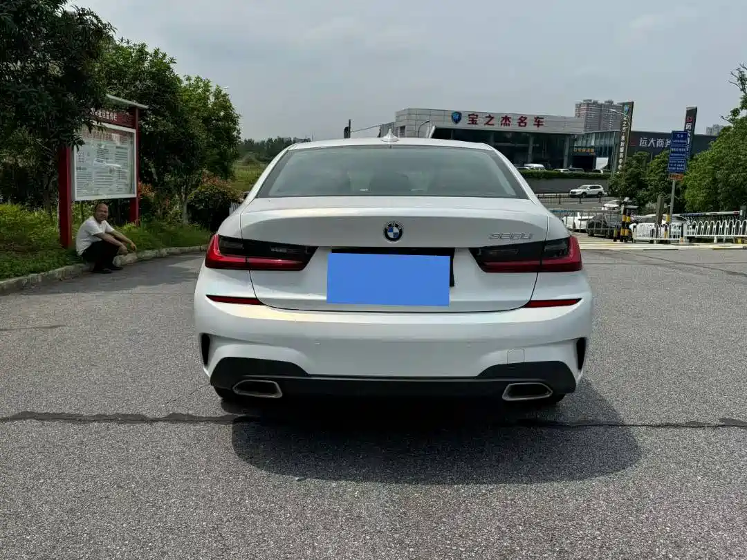 BMW 3 Series 2022 320Li M Sport Package фото 8