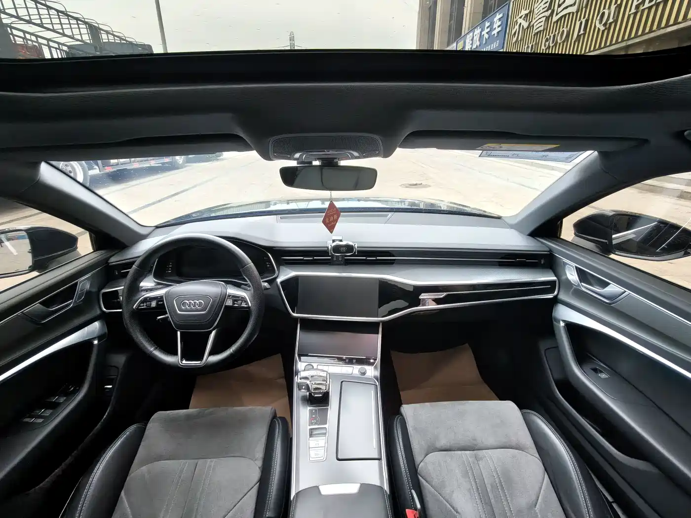 Audi A6L 2023 45 TFSI Premium Selection Dynamic фото 7