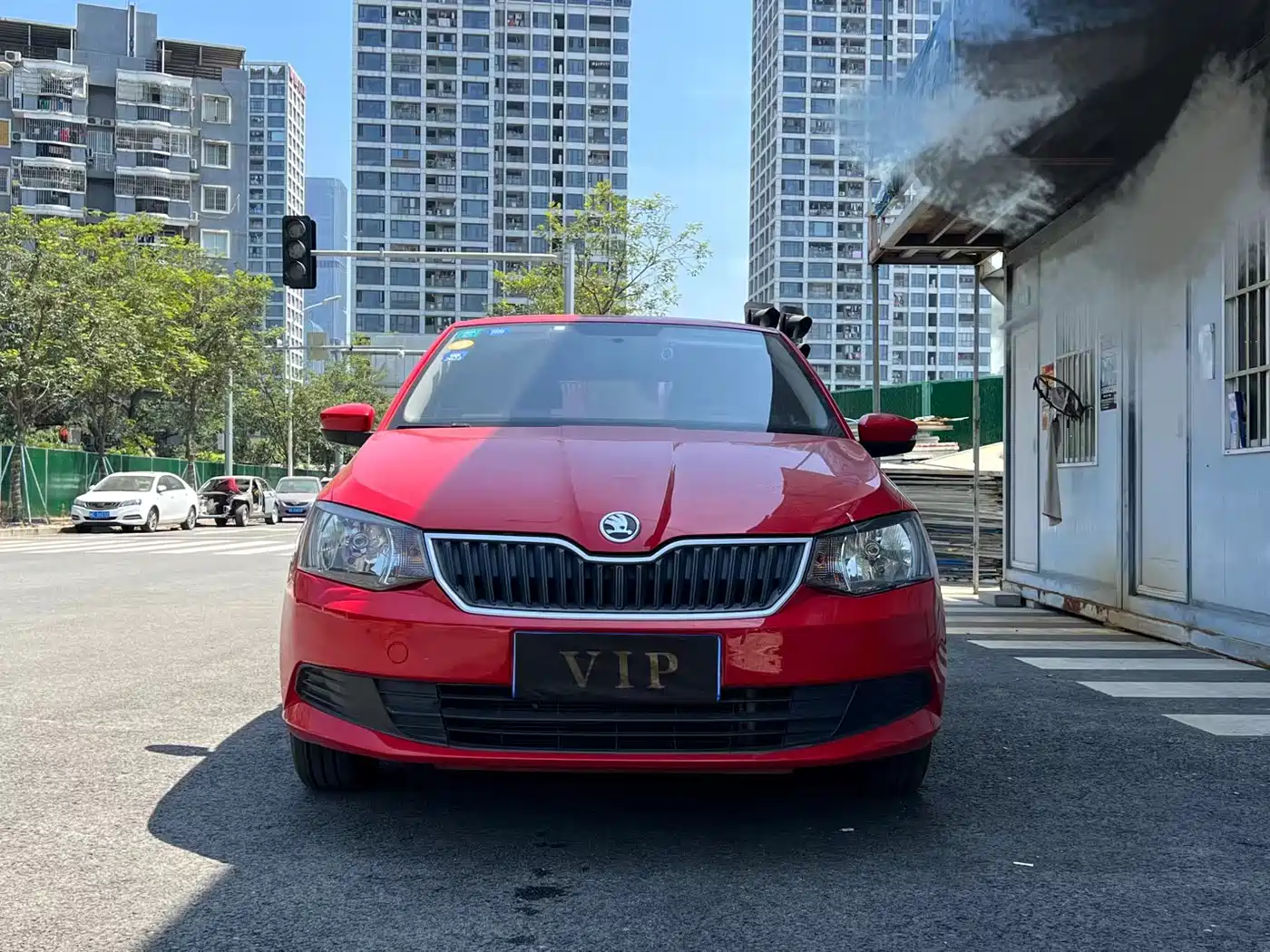 Škoda Fabia 2015 1.4L Automatic Advance Edition фото 2