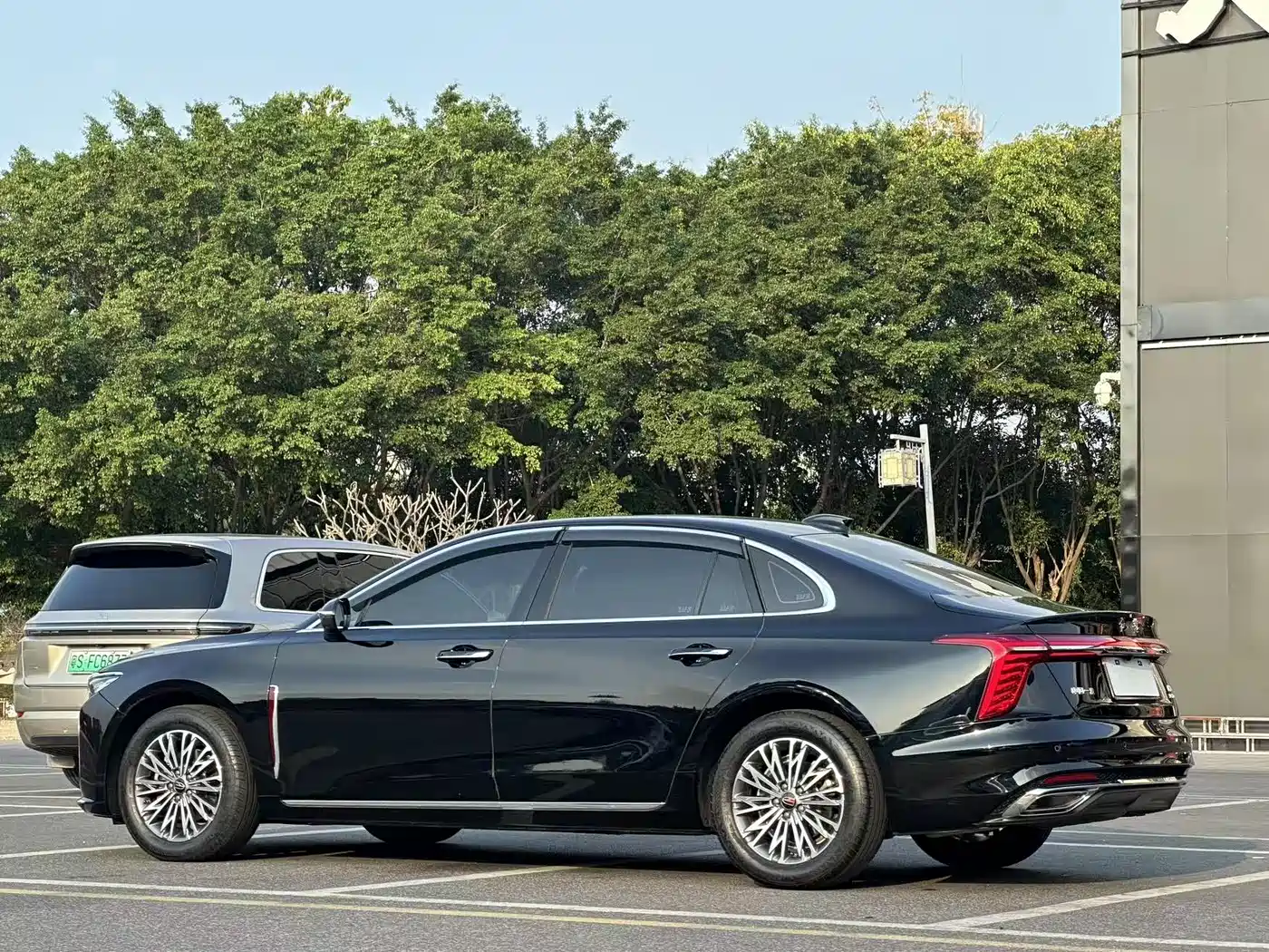 Hongqi H5 2025 1.5T DCT Flag Rhythm 500,000 Units Memorial Edition фото 17