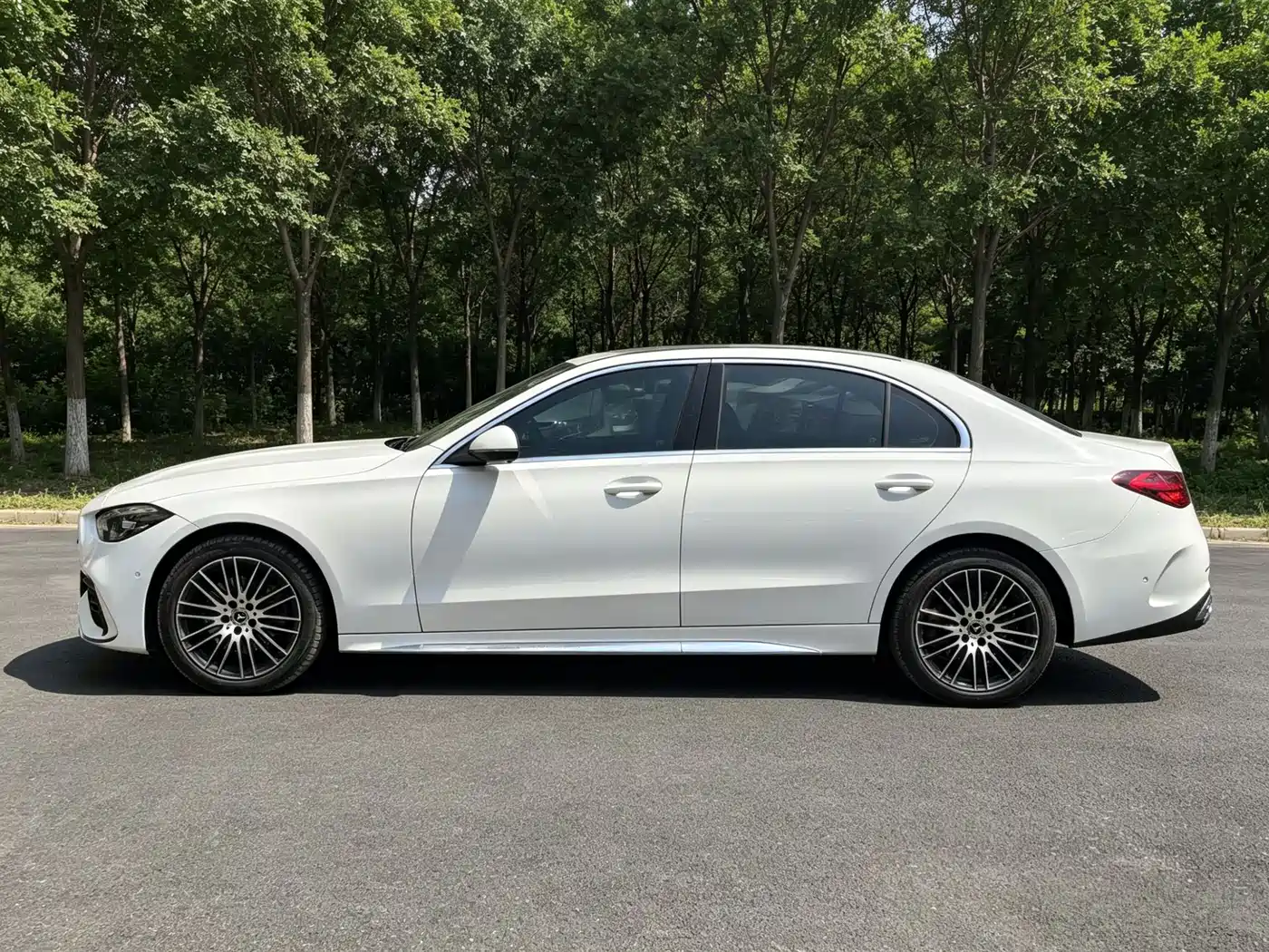 Mercedes-Benz C-Class 2023 C 200 L Sport фото 3