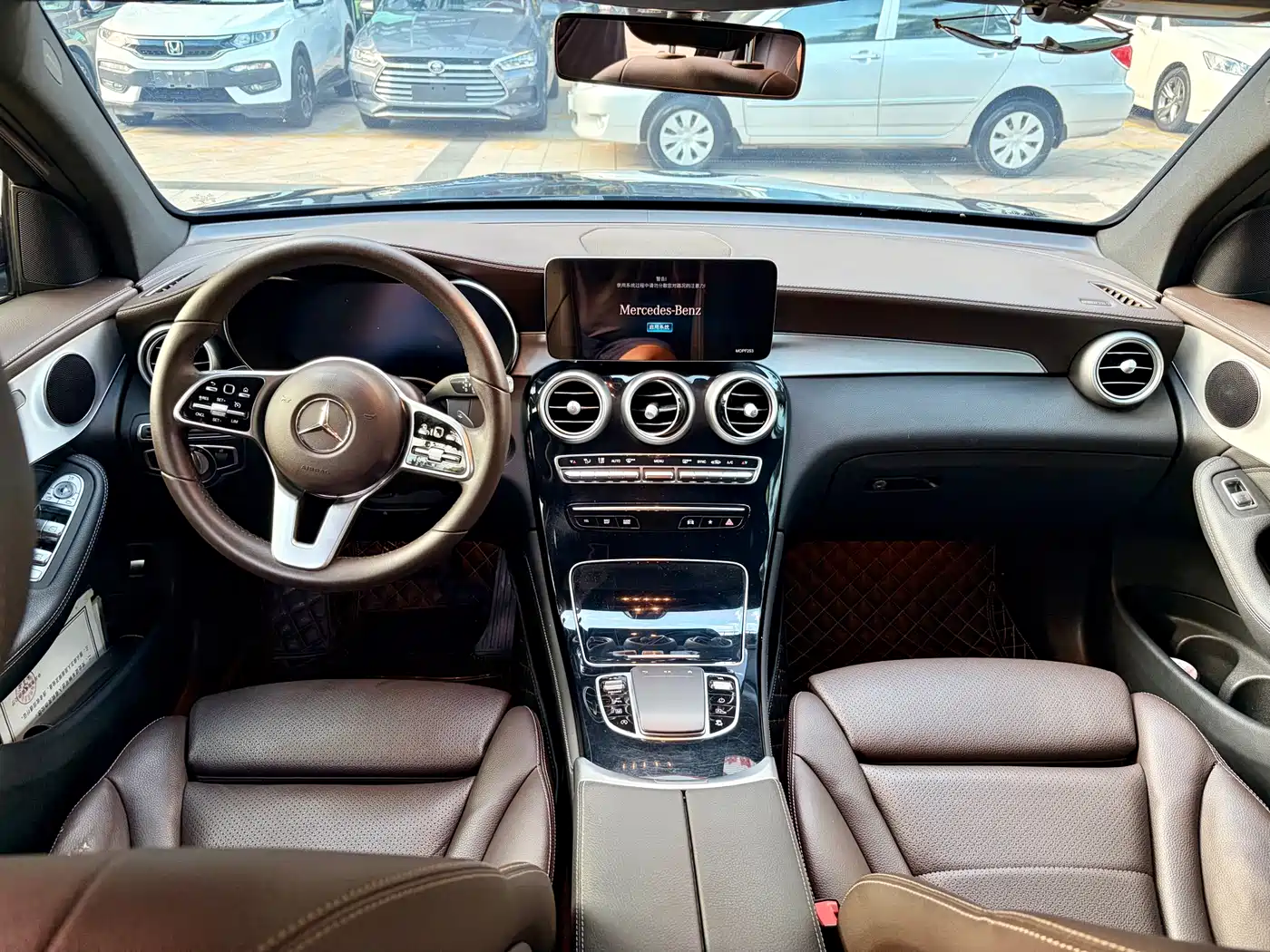 Mercedes-Benz GLC 2020 Facelift GLC 260 L 4MATIC Dynamic фото 6