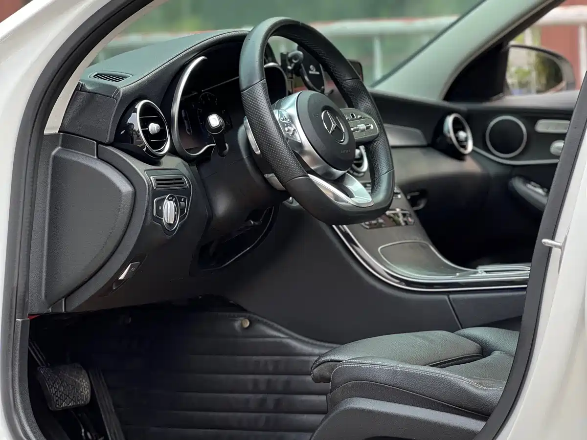 Mercedes-Benz C-Class 2021 C 200 L Fashion Sport Edition фото 20
