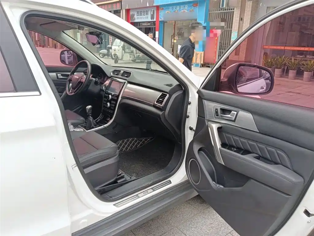 Haval H2 2016 Red Label 1.5T Manual 2WD Luxury фото 20