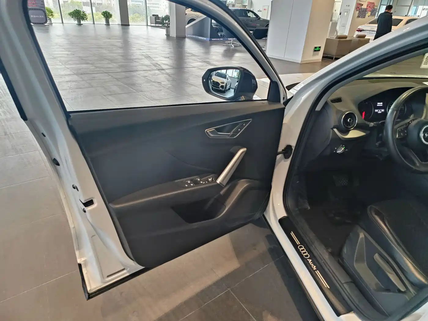 Audi Q2L 2021 35 TFSI Progressive Dynamic фото 14