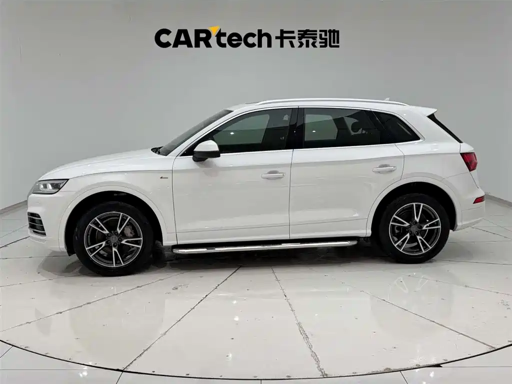 Audi Q5L 2018 45 TFSI Exclusive Fashion (China V) фото 6