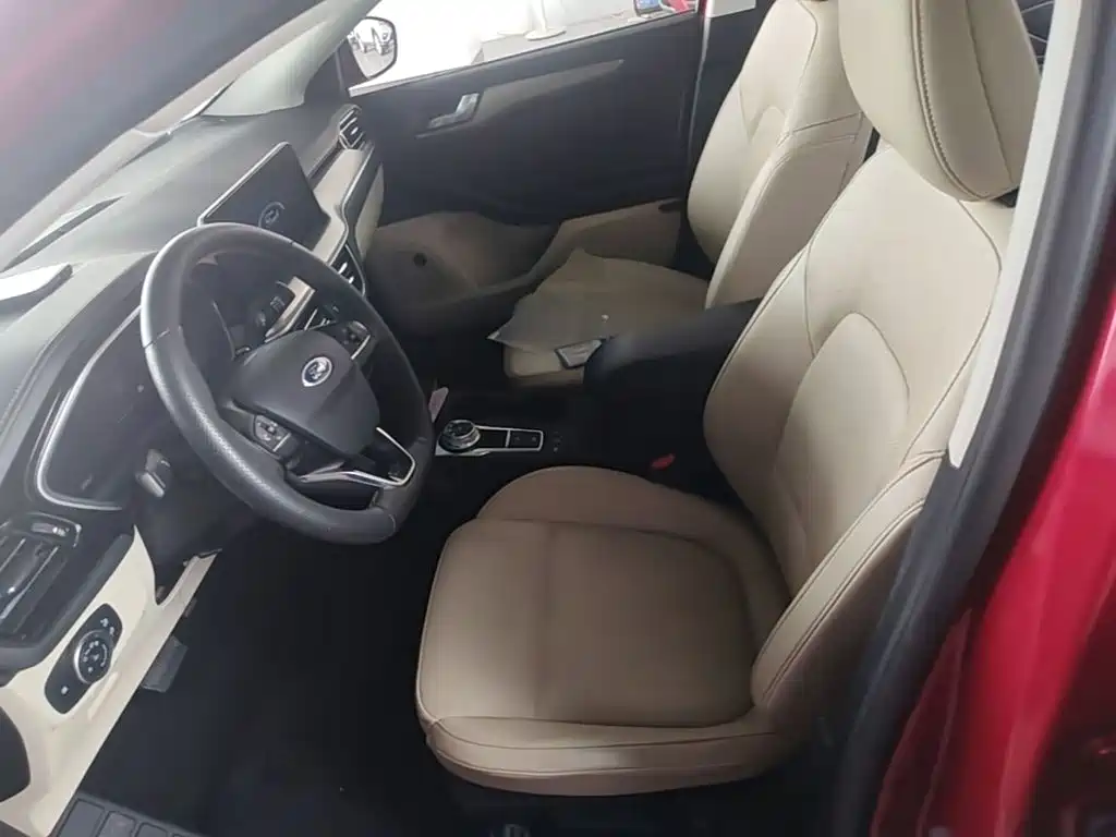 Ford Focus 2021 2021 Sedan EcoBoost 180 Auto Trend