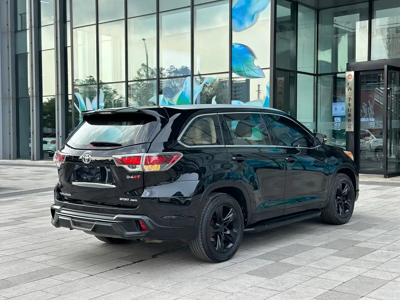 Toyota Highlander 2017 2.0T 4WD Premium 7-Seater фото 24