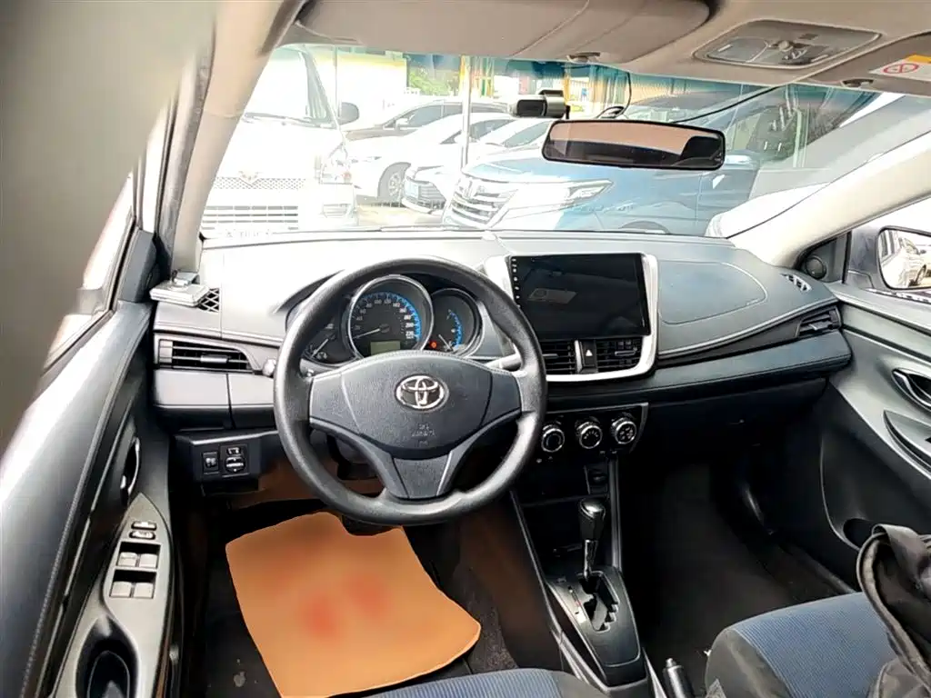 Toyota YARiS L Zhi Xiang 2019 1.5E CVT Charming China VI фото 6