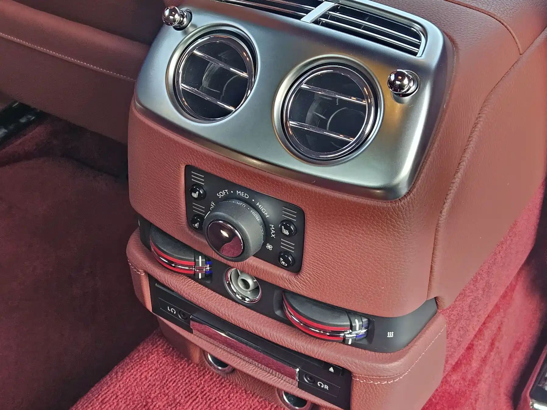 Фото 18 - Rolls-Royce Ghost