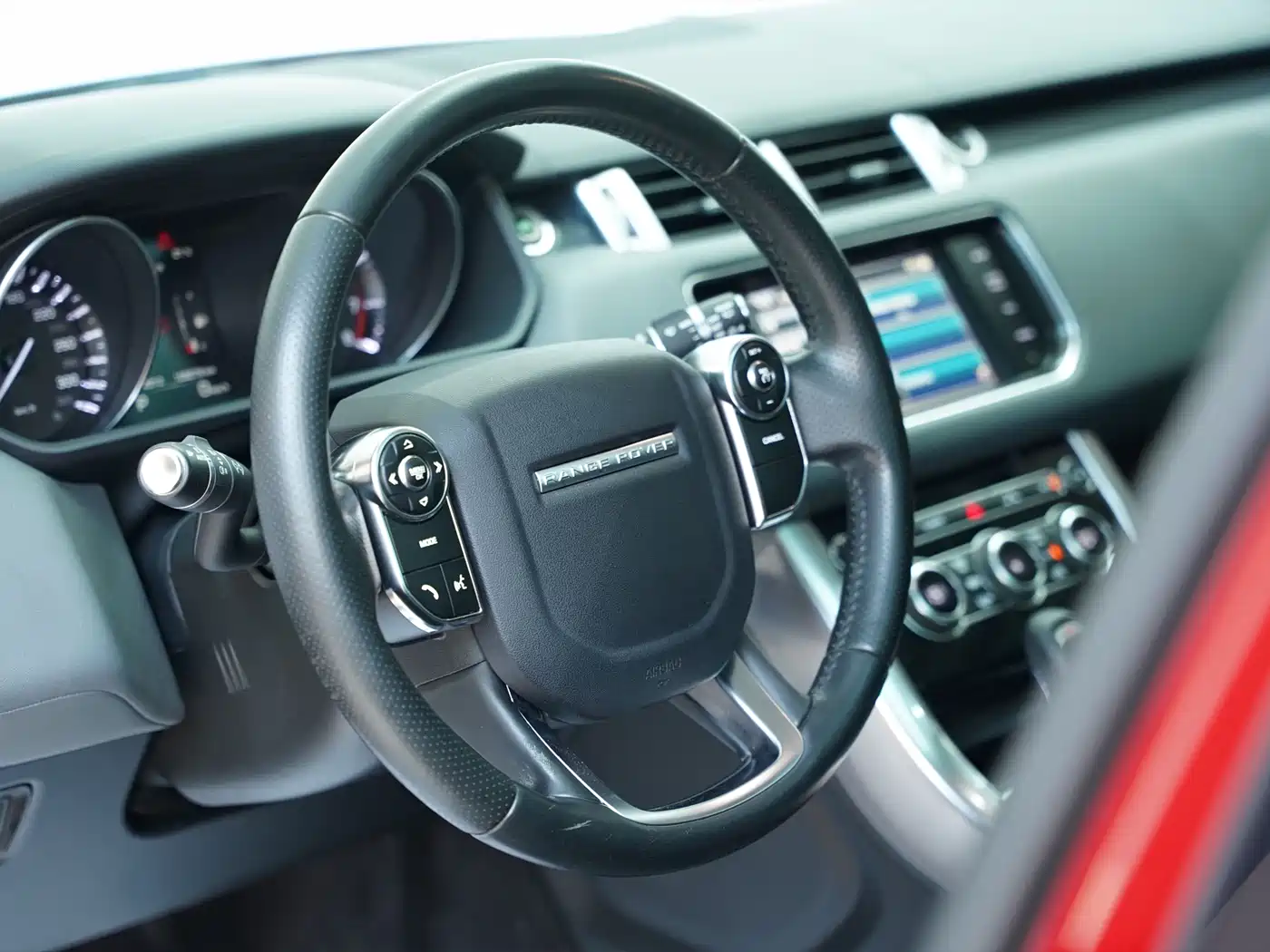 Land Rover Range Rover Sport 2015 3.0 SC V6 HSE фото 13