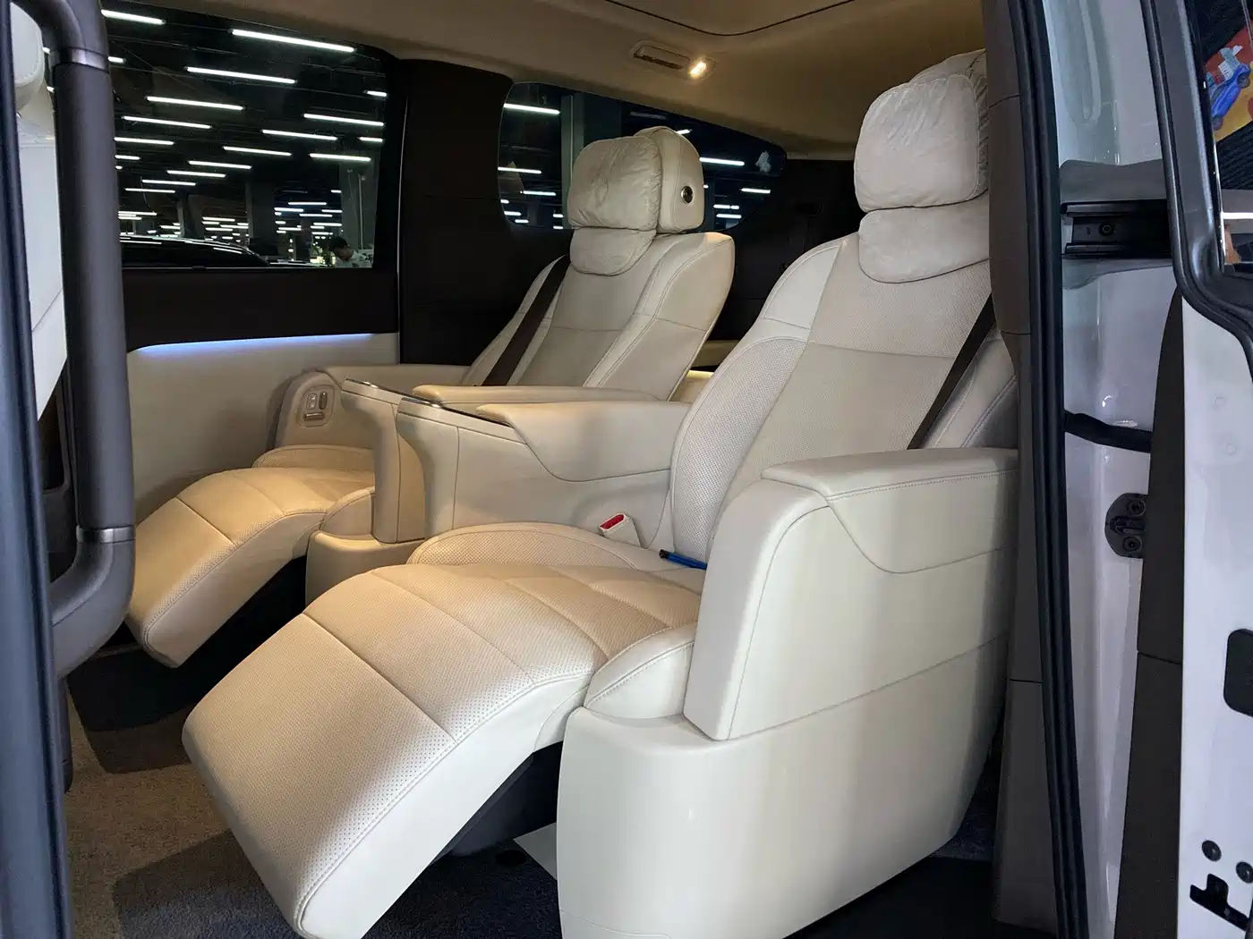 Li Auto MEGA 2024 2024 Ultra
