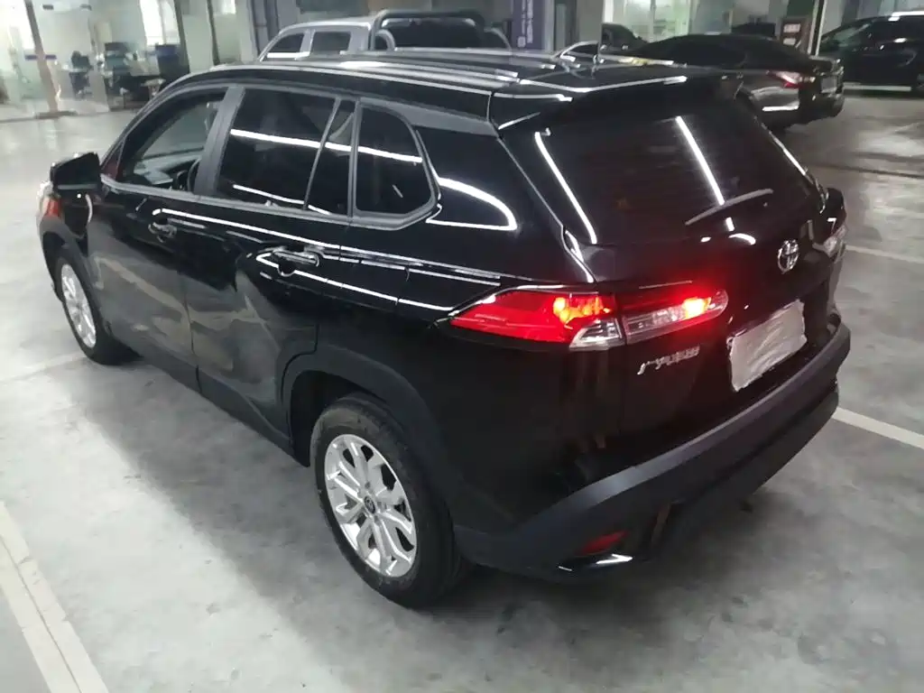 Toyota Frontlander 2025 2024 2.0L CVT Elite Plus Edition