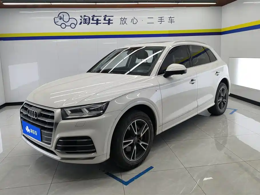 Audi Q5L 2020 Facelift 40 TFSI Honor Fashion