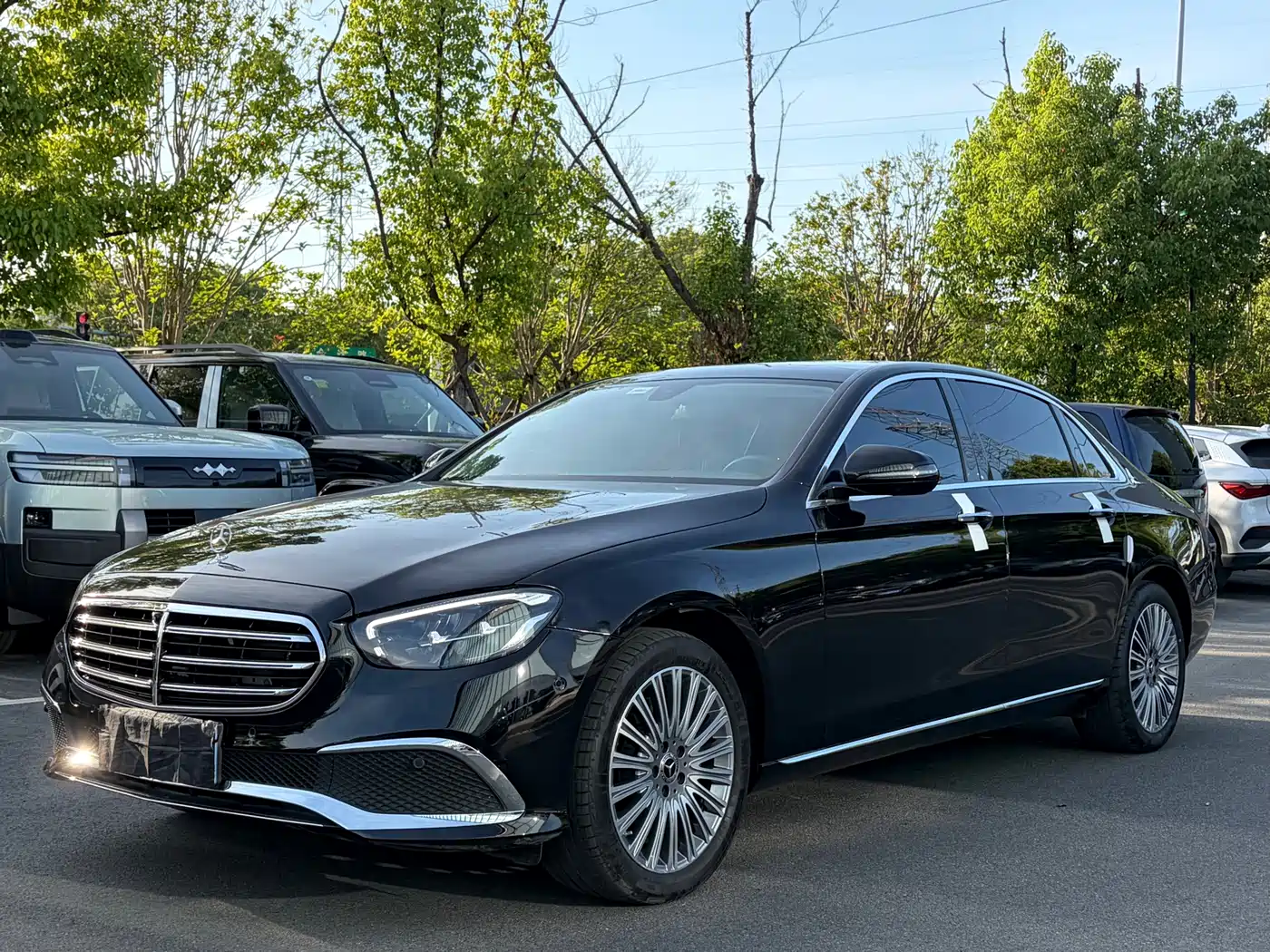 Mercedes-Benz E-Class 2023 E 300 L Luxury