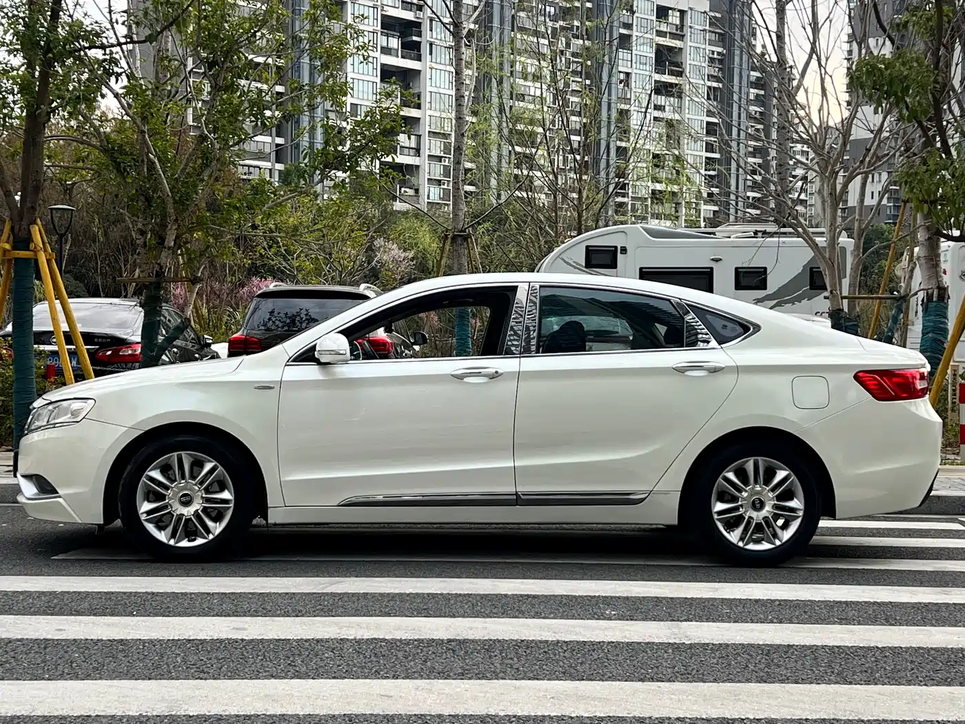 Geely Borui 2015 2015 2.4L Comfort