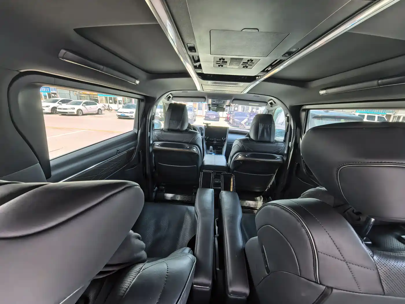 Toyota Alphard 2024 Hybrid 2.5L Prestige Edition фото 13