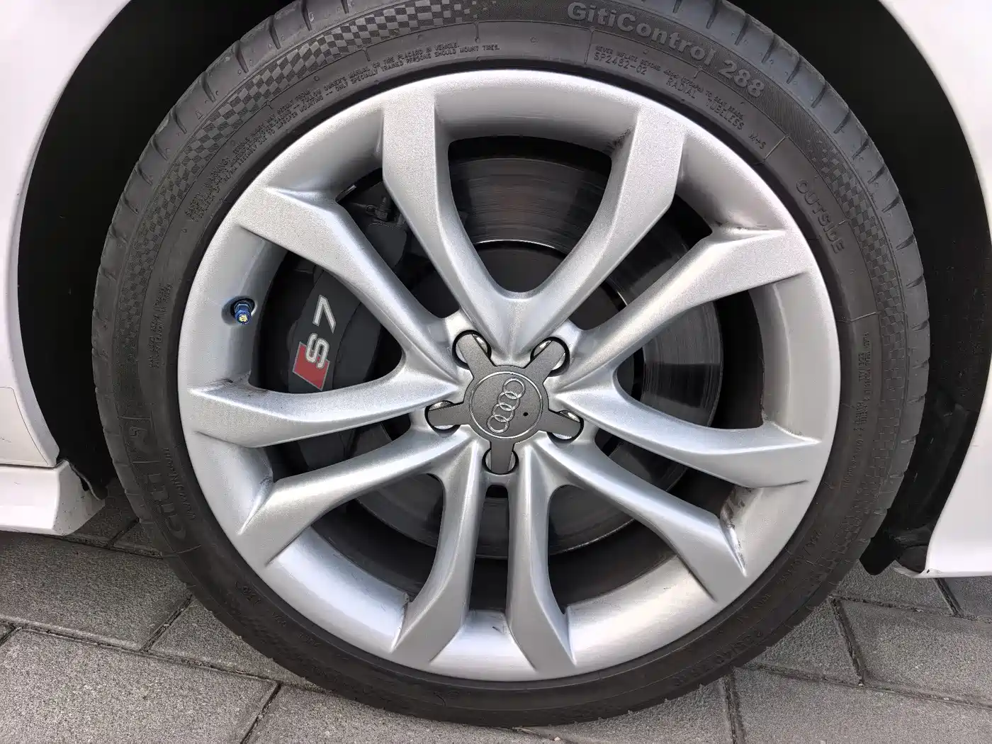 Audi S7 2013 4.0 TFSI quattro фото 12