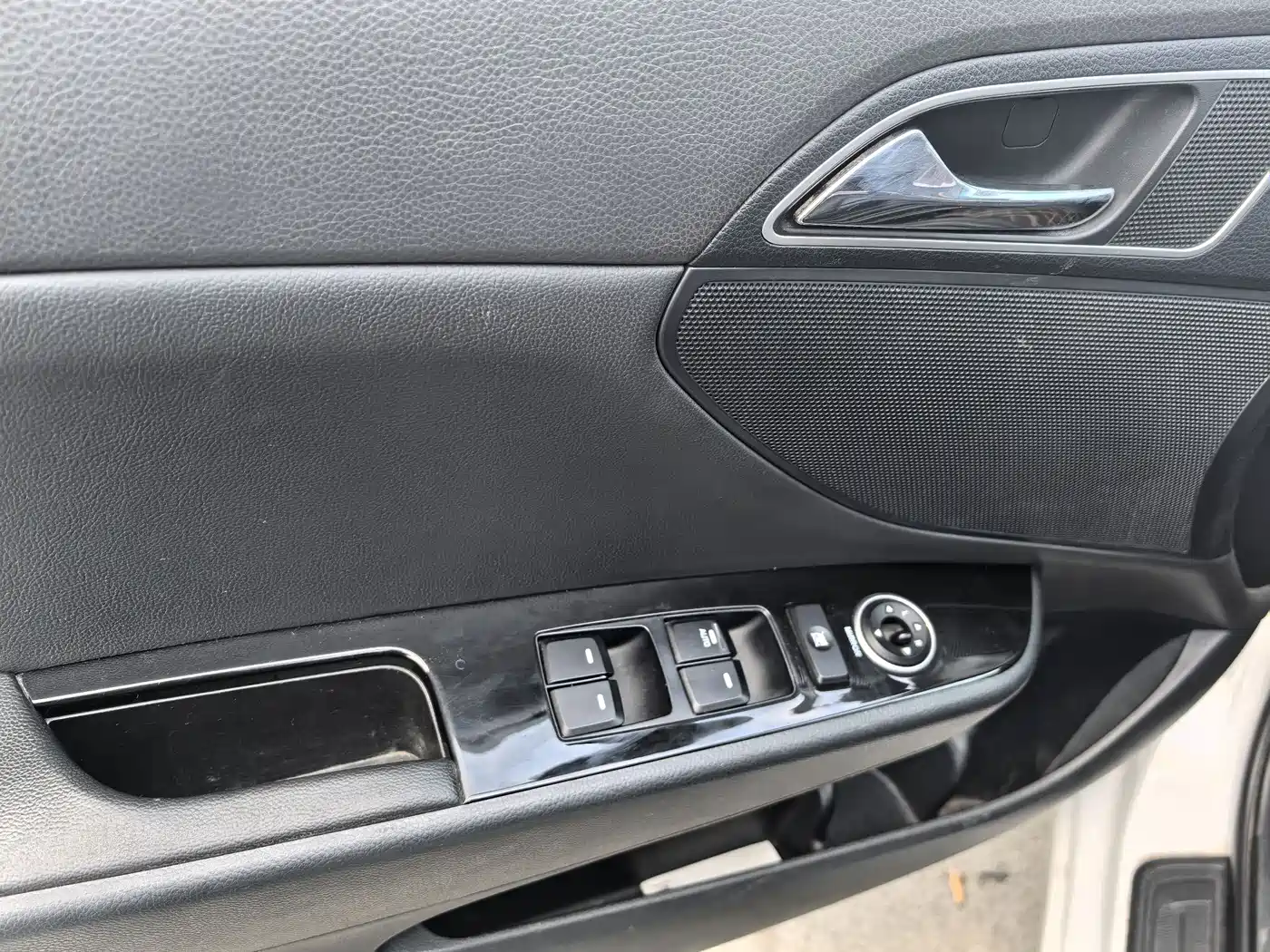 HYUNDAI NAME PICTURE