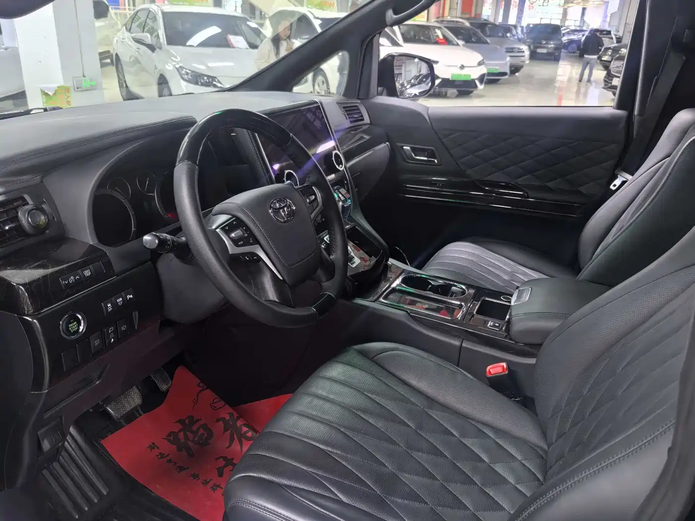 Toyota Alphard 2011 3.5L Luxury Edition фото 17