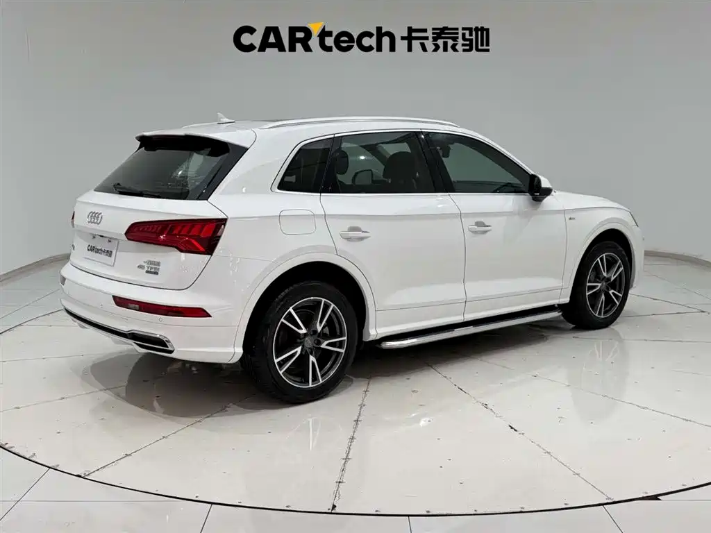 Audi Q5L 2018 45 TFSI Exclusive Fashion (China V) фото 11
