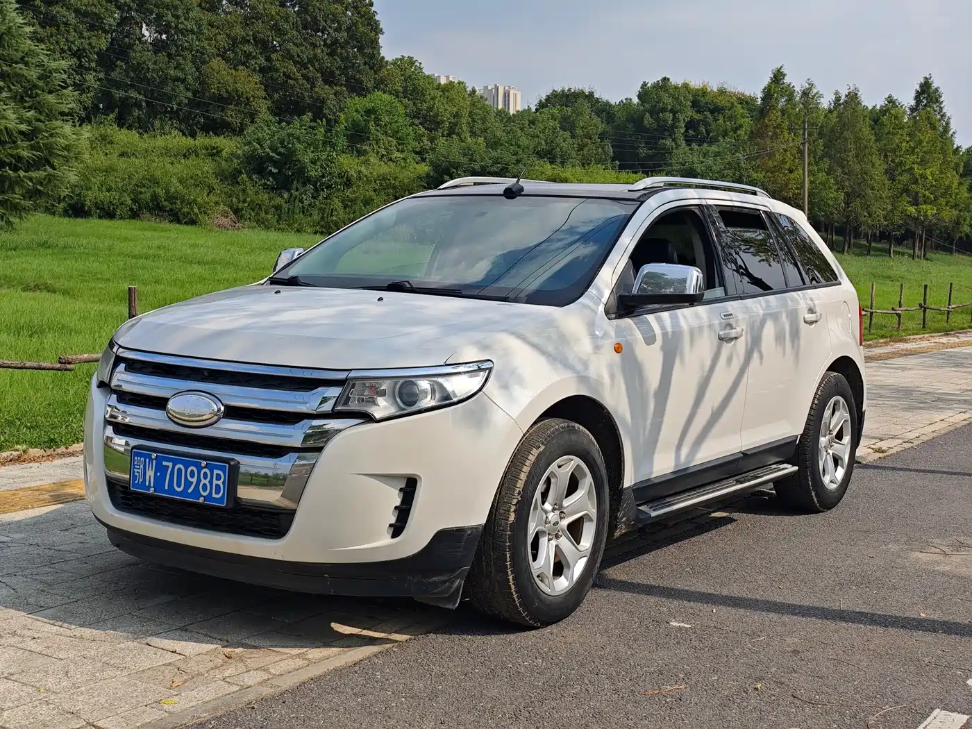 Ford Edge (Import) 2014 2012 2.0T Elite Sunroof Edition