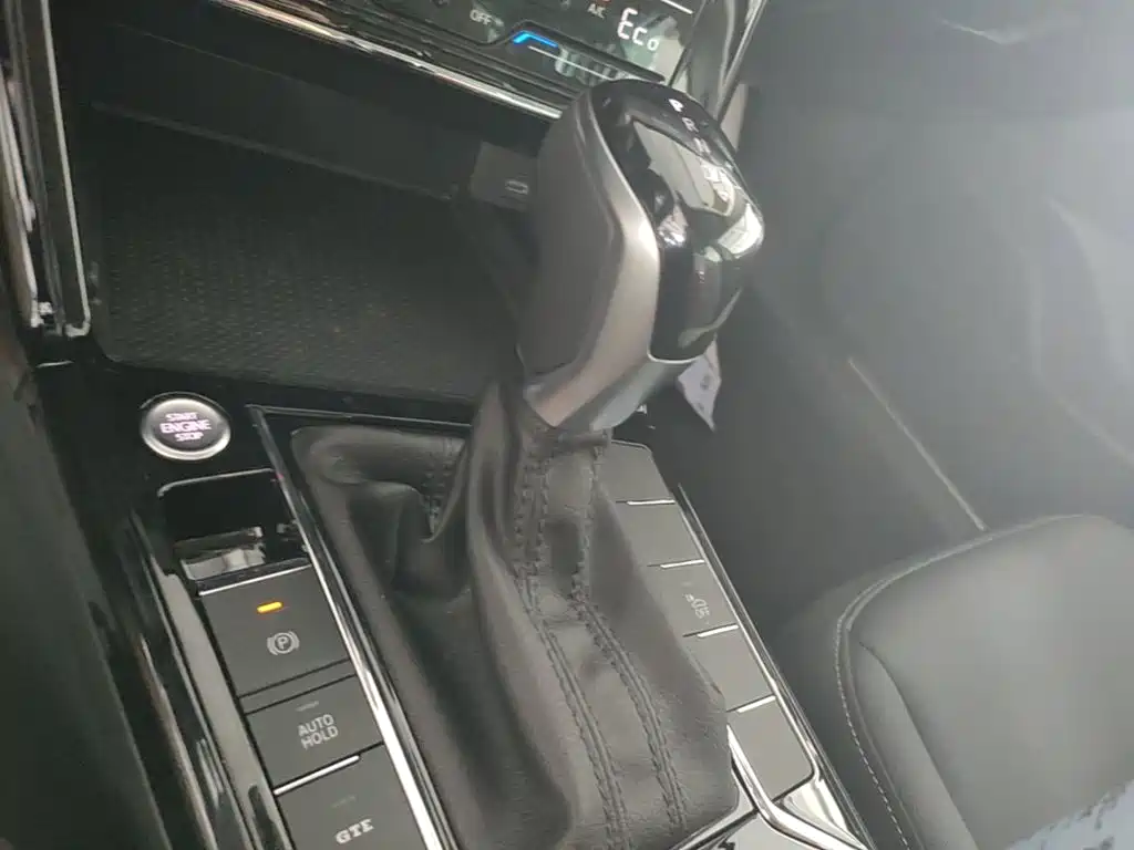 Volkswagen Passat New Energy 2026 2025 430PHEV Hybrid Business Edition