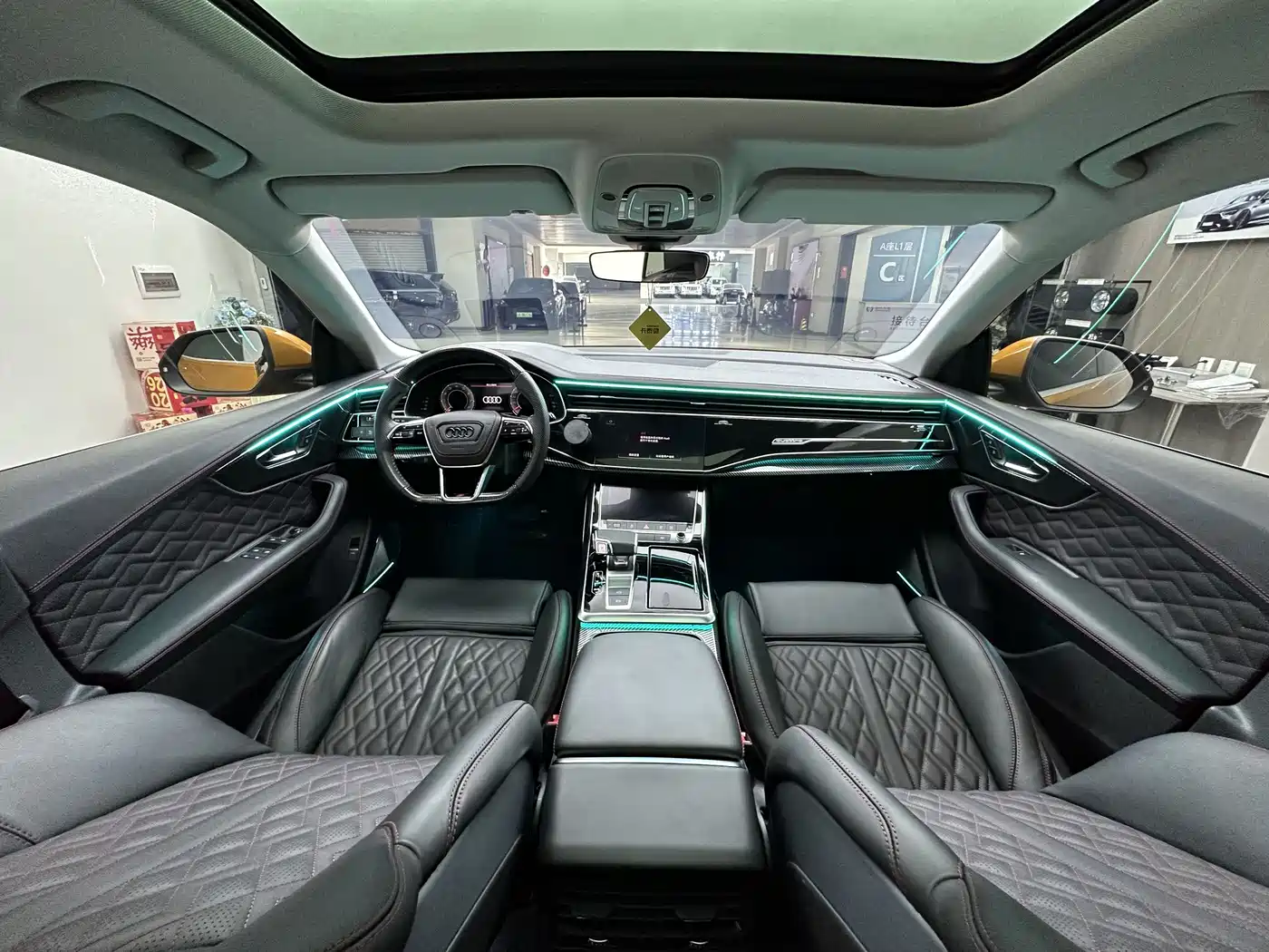 Audi Q8 2023 55 TFSI Luxury Sport фото 10
