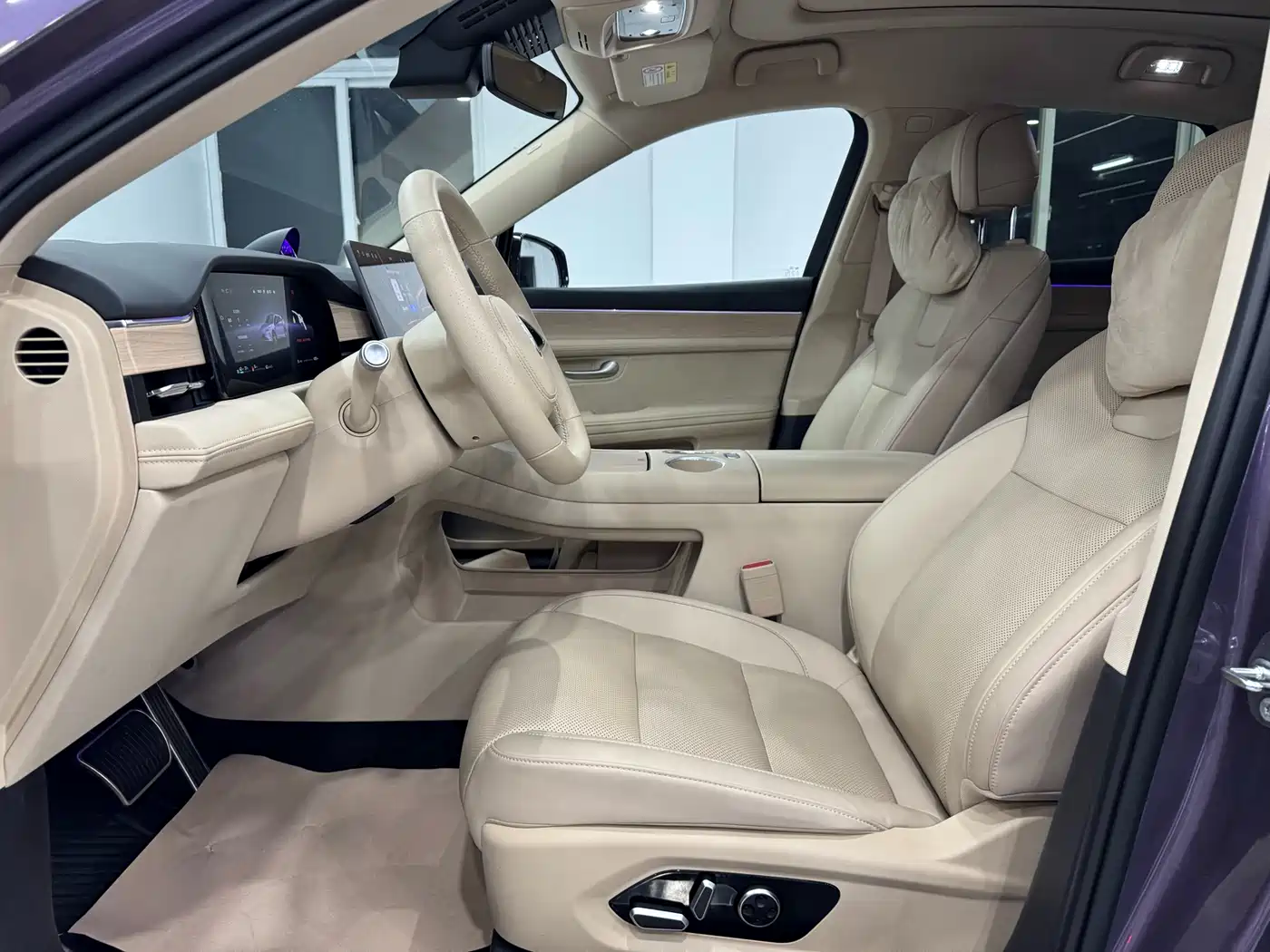 AITO Wenjie AITO M5 2025 Extended Range Ultra AWD фото 4